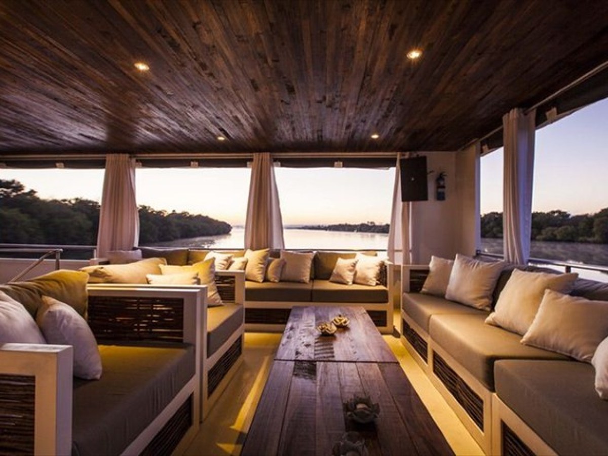 Zambezi-Cruise-Boat-Interior